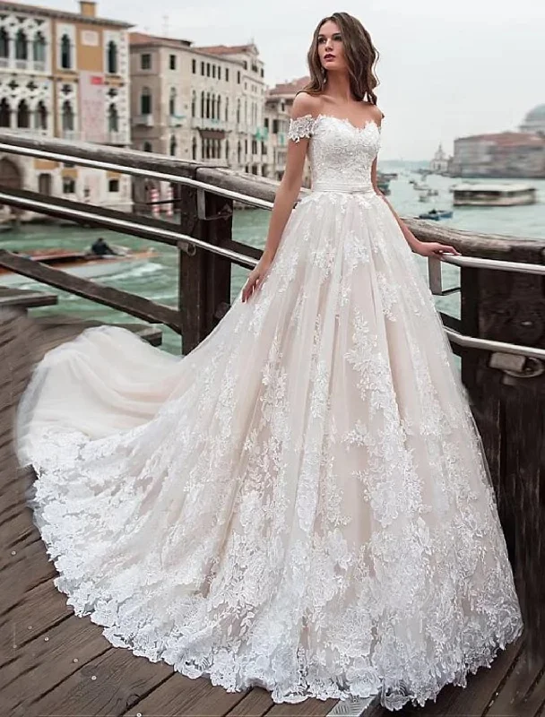 wedding dress with detachable trainEngagement Formal Wedding Dresses Chapel Train Ball Gown Short Sleeve Off Shoulder Lace Appliques