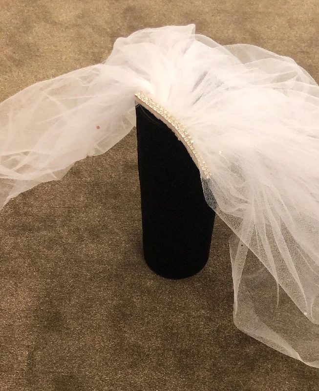 luxury wedding dressesCommunion Veil