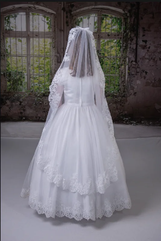 silk wedding dressesExtra Length Lace Veil