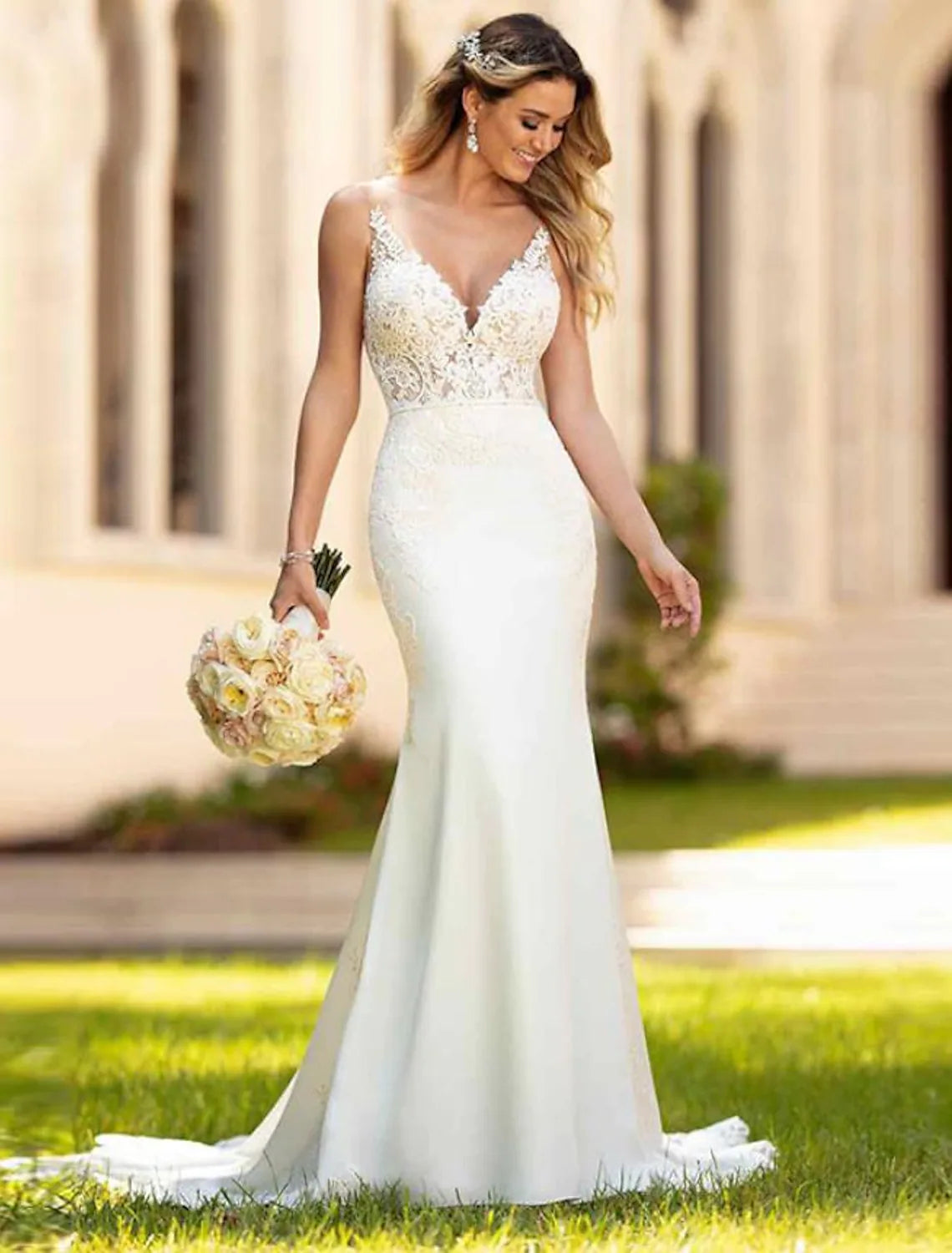 halter neck wedding dressesEngagement Open Back Sexy Wedding Dresses V Neck Lace Appliques