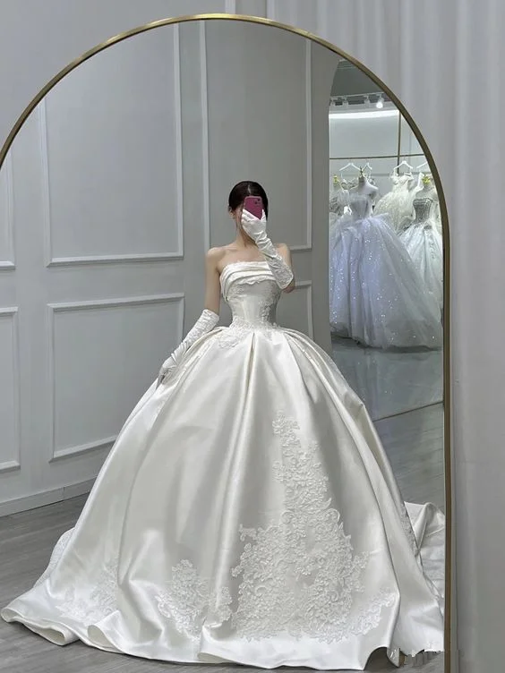 timeless wedding dressesStunning White Strapless Satin Wedding Dress,White Bridal Gown Y6859