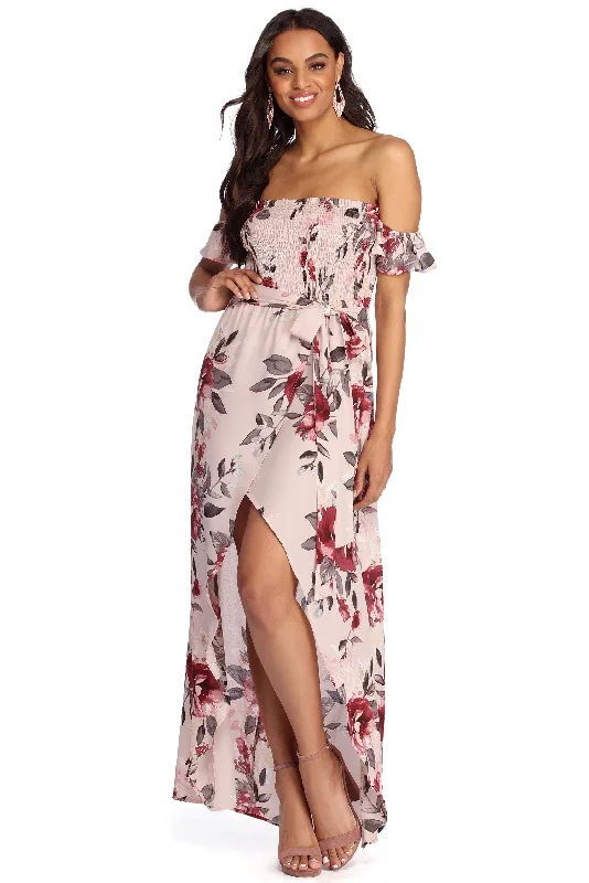 maxi dresses for winter (with tights)Floral To The Maxi Dress